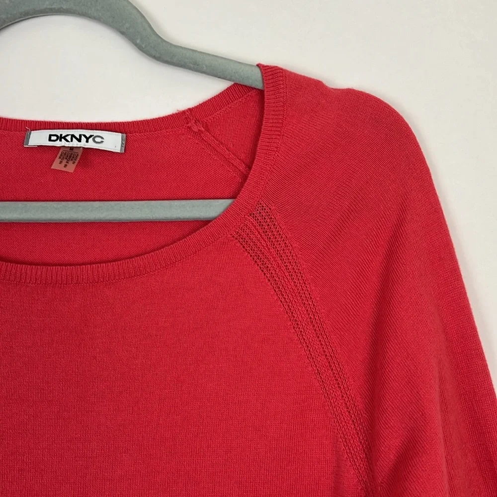DKNYC blouse with layered hem in vibrant coral color M - Picture 4 of 9